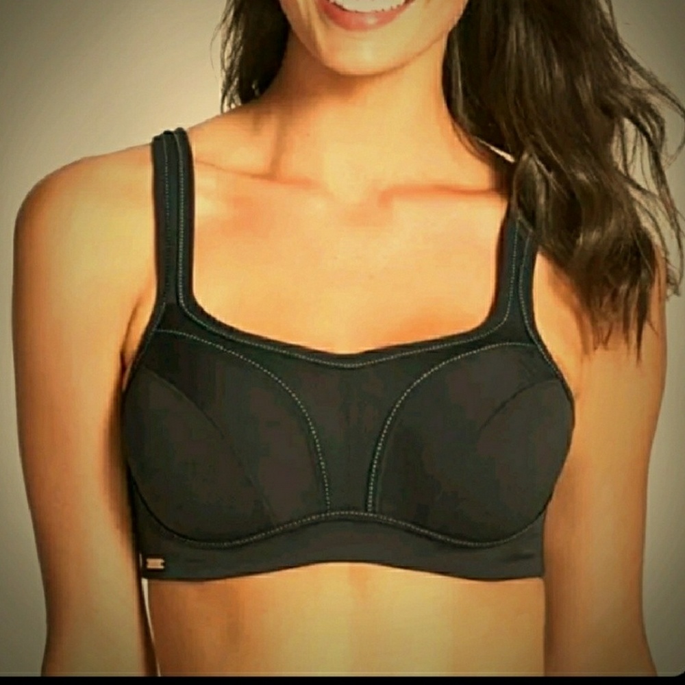 Chantelle Sports Bra 34dd